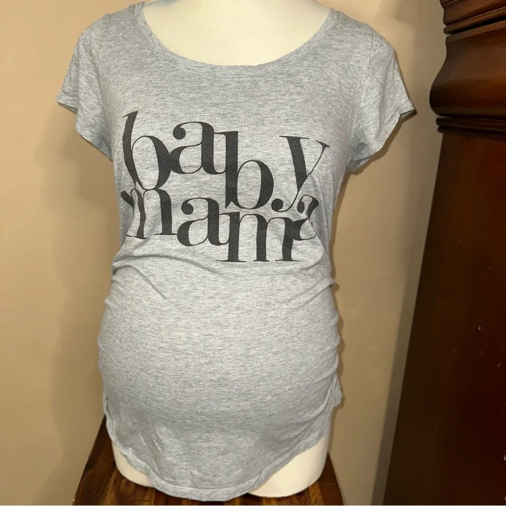 Liz Longe Maternity Gray Graphic Tee Baby Mama Size Large - Picture 1 of 6